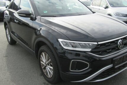 VW T-Roc Life 1.0 17.000 km 22.990 € Gernsheim 64579