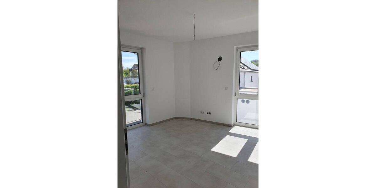 Etagenwohnung Rossdorf (bei Darmstadt) Roßdorf - 3 Zimmer, 98 m&sup2;, 1.790&euro; | Angebot:26331139