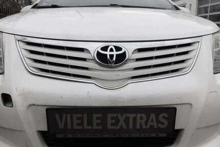 Toyota Avensis 107.000 km 7.490 &euro; Groß-Gerau 64521