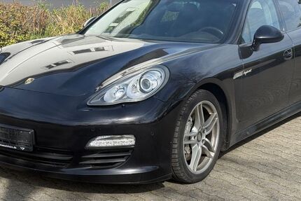 Porsche Panamera 216.000 km 22.770 &euro; Rüsselsheim 65428