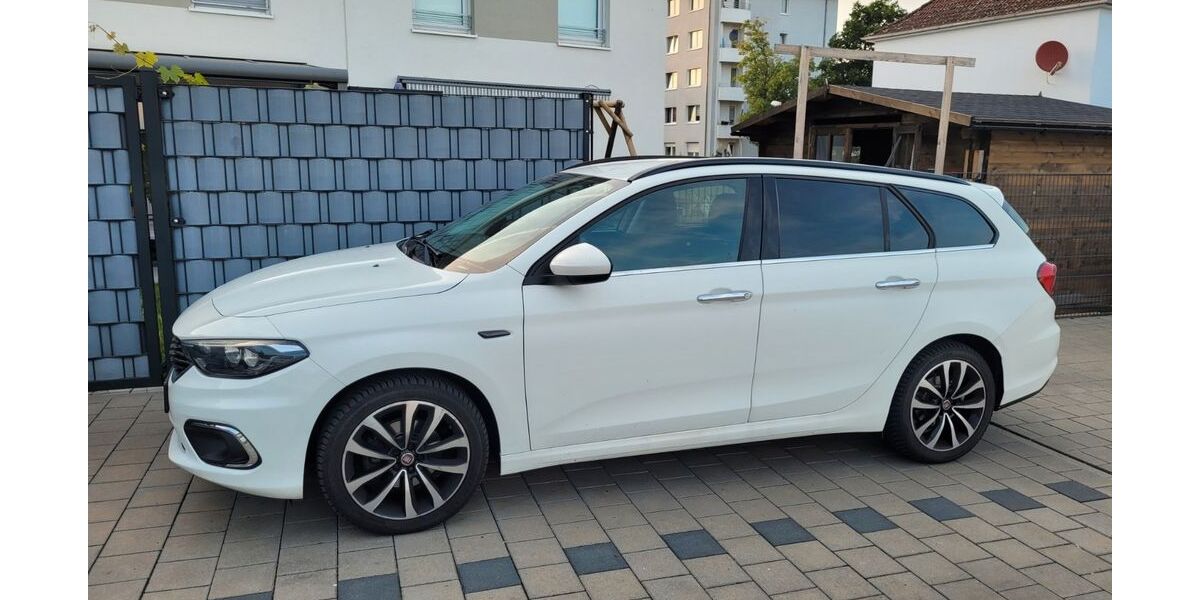 Fiat Tipo 84.000 km 10.500 &euro; Offenbach am Main 63069