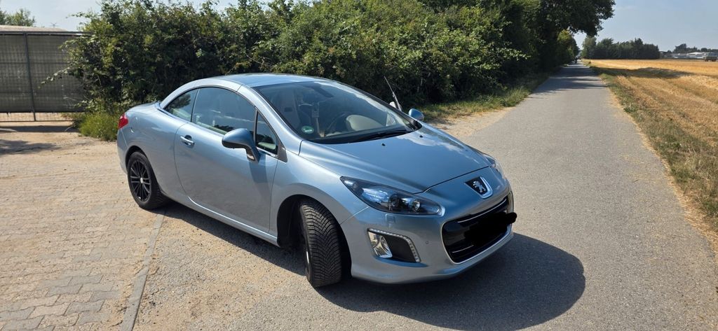 Peugeot 308 120.000 km 10.900 &euro; Bensheim 64625