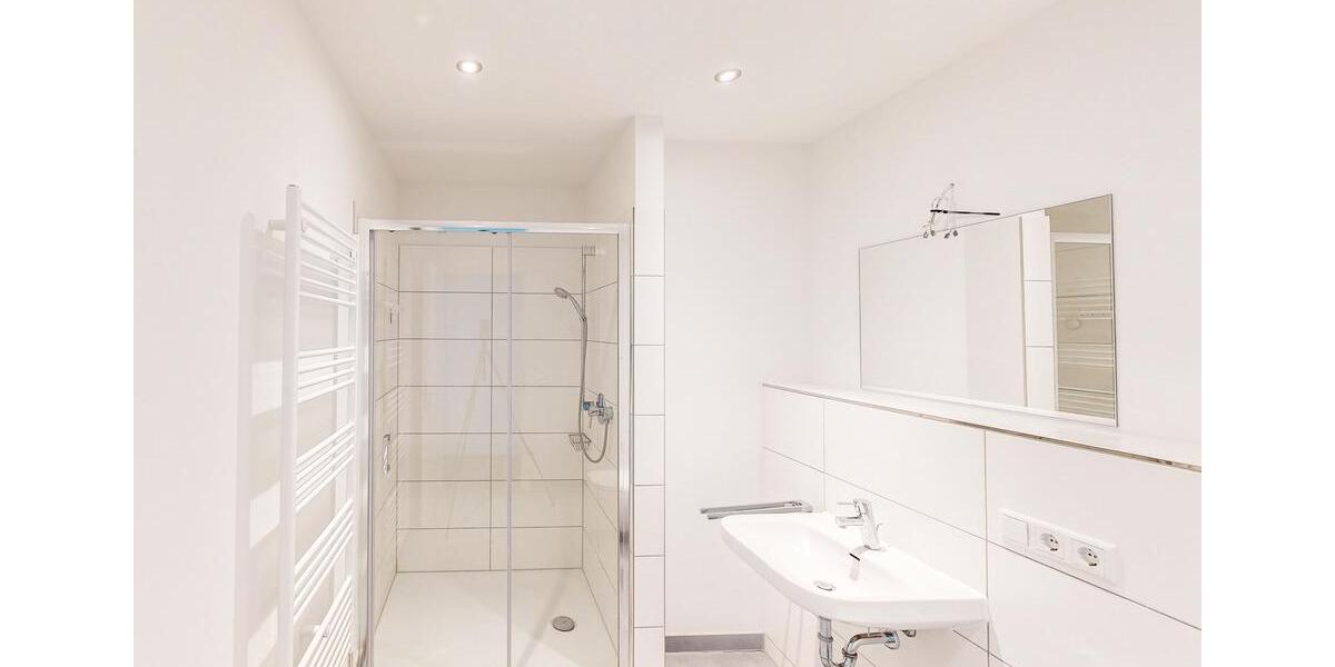 Etagenwohnung Frankfurt am Main Bockenheim - 2 Zimmer, 69 m&sup2;, 1.600&euro; | Angebot:25509904