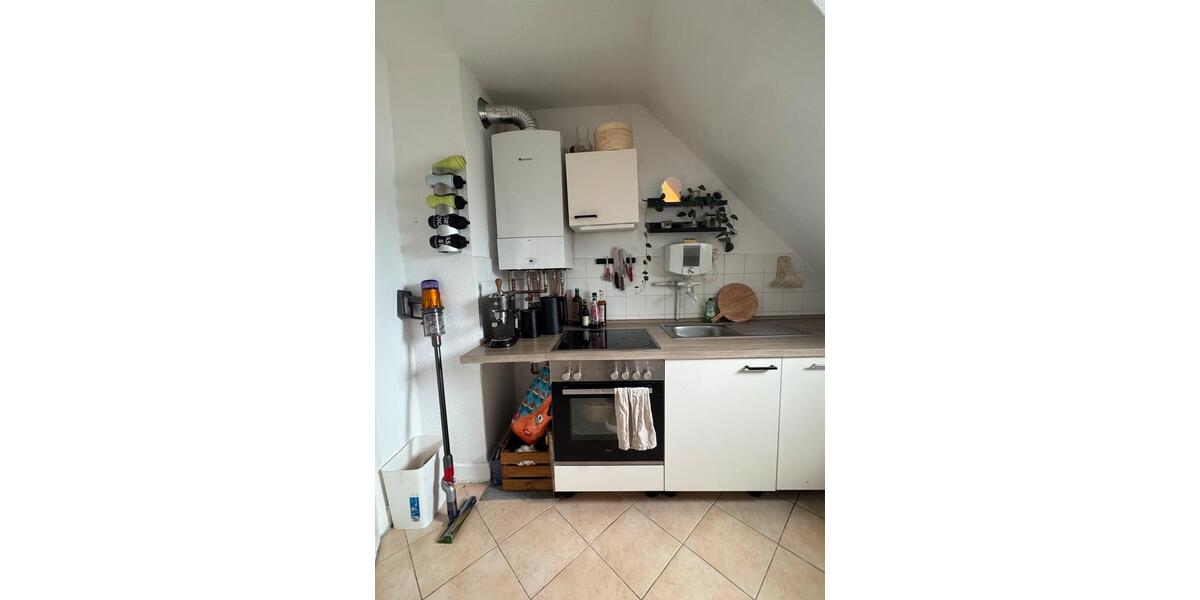 Dachgeschoßwohnung Frankfurt am Main Nordend Ost - 3 Zimmer, 60 m&sup2;, 1.000&euro; | Angebot:26425621
