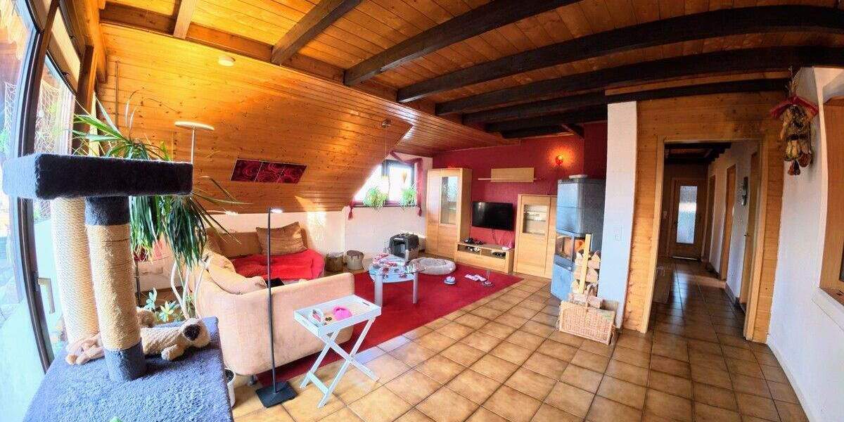 Etagenwohnung Höchst Hassenroth - 4 Zimmer, 93 m&sup2;, 139.000&euro; | Angebot:24966299