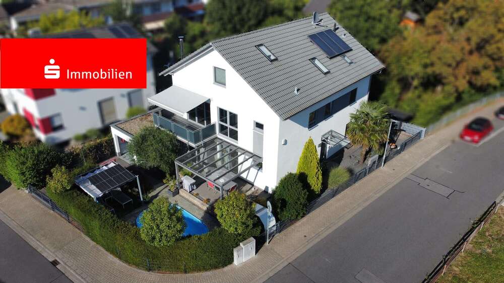 Einfamilienhaus Bensheim - 9 Zimmer, 270 m&sup2;, 895.000&euro; | Angebot:25202080