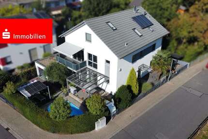 Haus Bensheim - 9 Zimmer, 270 m&sup2;, 895.000&euro; | Angebot:25202080
