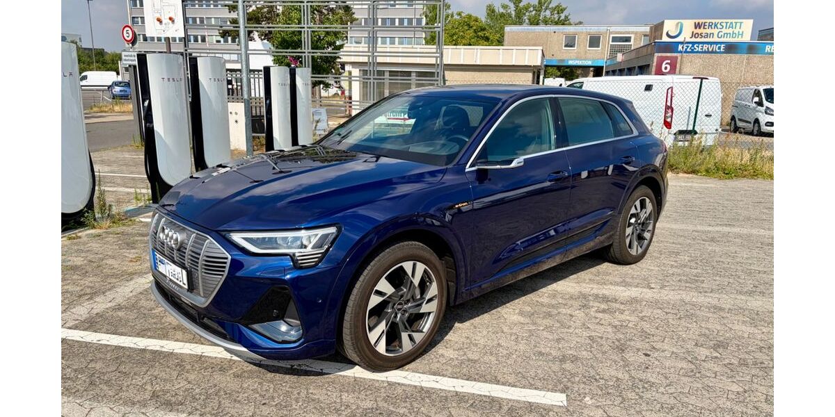 Audi e-tron 85.000 km 28.700 &euro; Darmstadt 64297