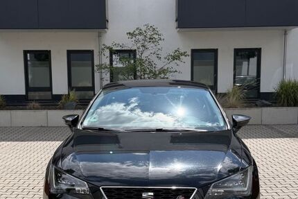 Seat Leon 150.440 km 8.900 &euro; Flörsheim 65439