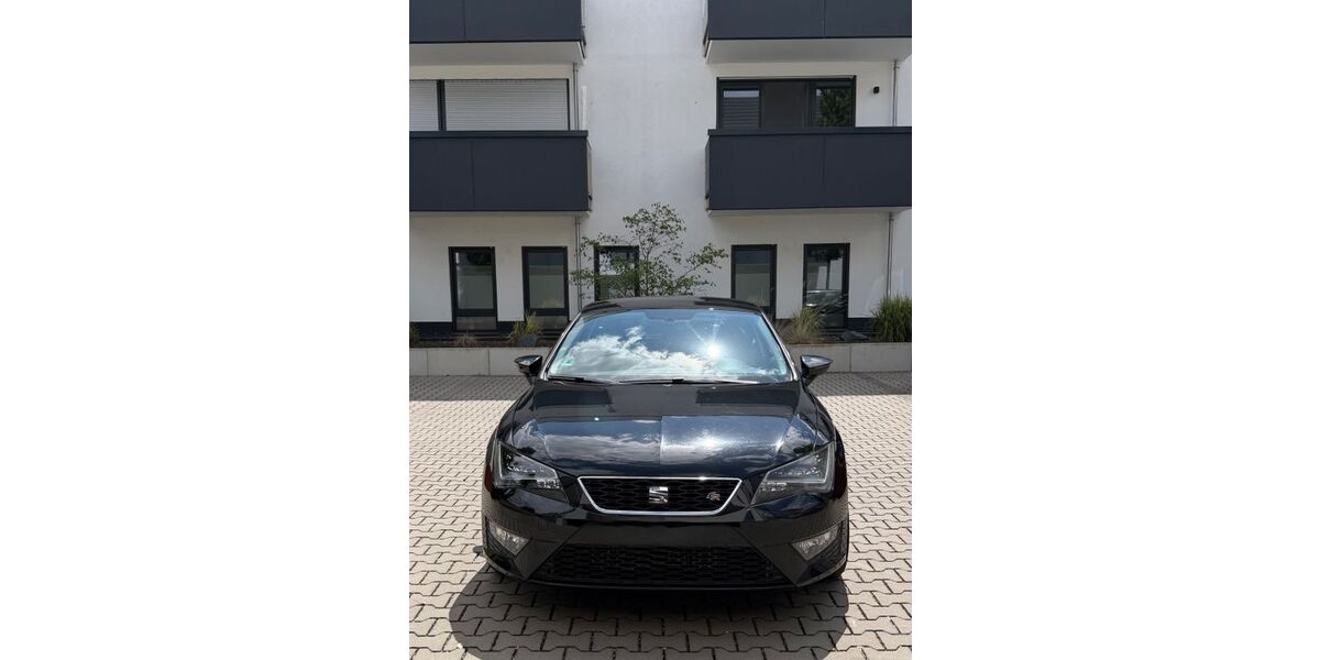Seat Leon 150.440 km 8.900 &euro; Flörsheim 65439