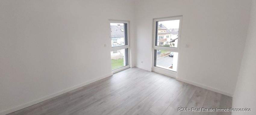 Reihenmittelhaus Flörsheim / Weilbach Weilbach - 6 Zimmer, 221 m&sup2;, 2.800&euro; | Angebot:24990240