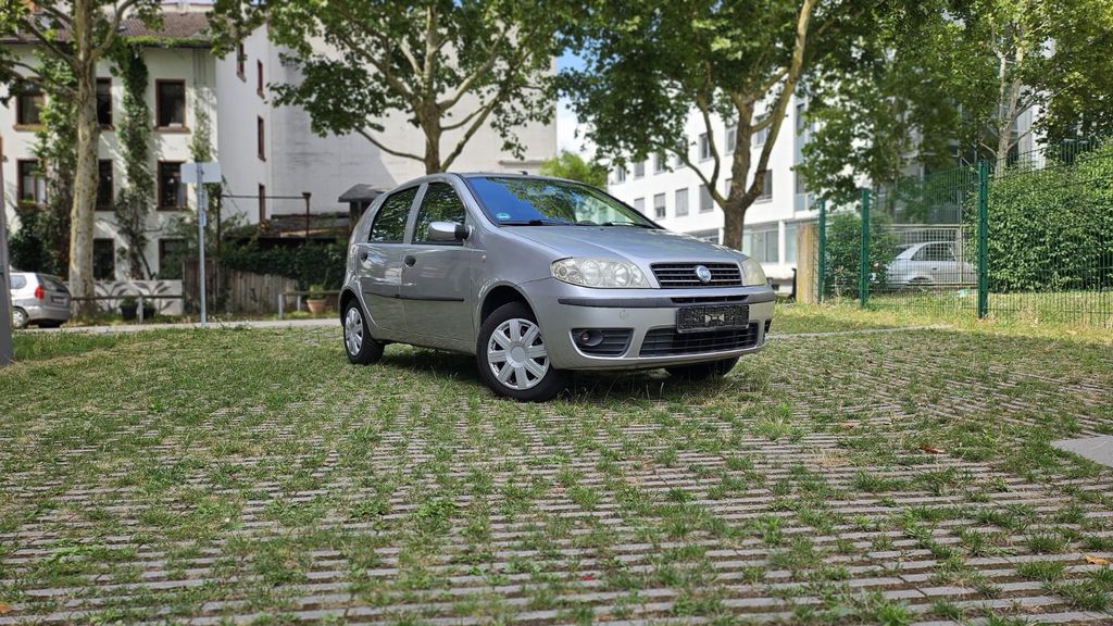 Fiat Punto 144.000 km 1.600 &euro; Darmstadt 64287