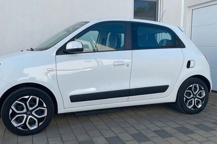 Renault Twingo 26.900 km 9.500 &euro; Mainhausen 63533