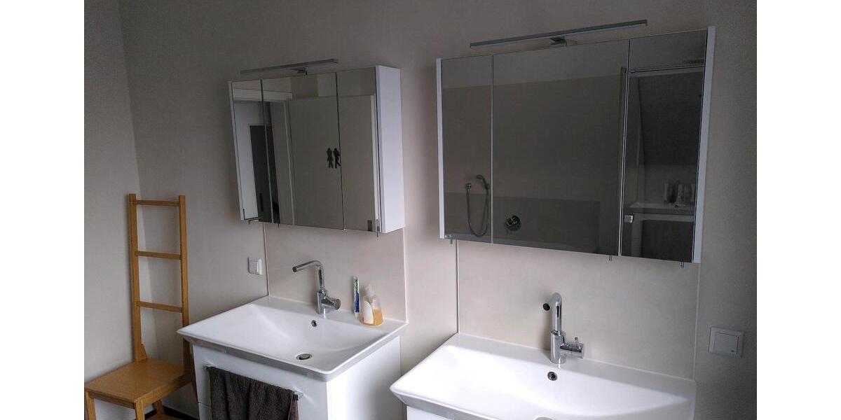 Etagenwohnung Seligenstadt - 4 Zimmer, 1.200 m&sup2;, 500&euro; | Angebot:25431439