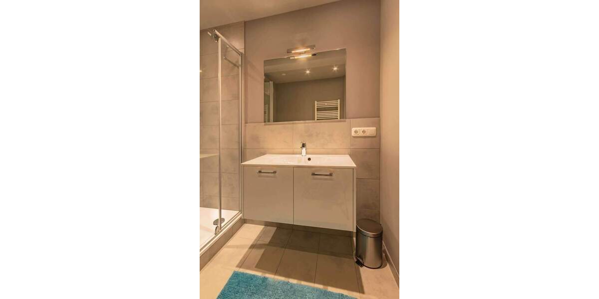 Etagenwohnung Frankfurt am Main Bahnhofsviertel - 2 Zimmer, 55 m&sup2;, 1.695&euro; | Angebot:25726227