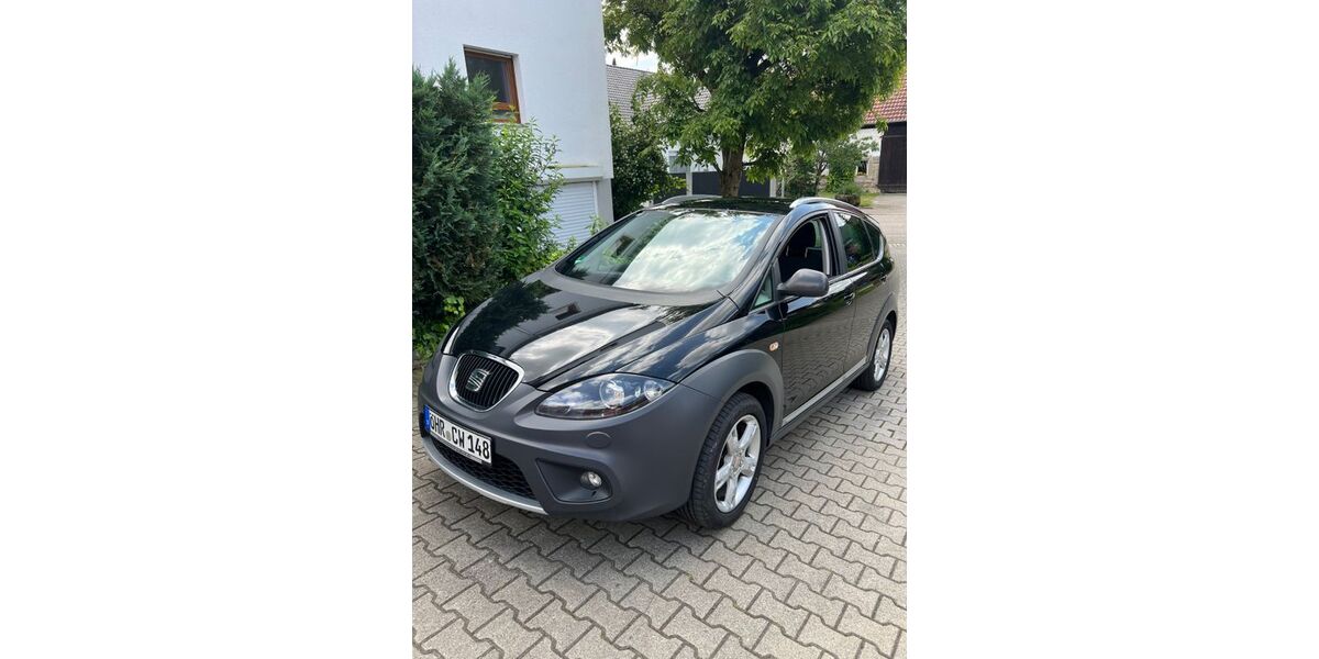Seat Altea 195.000 km 7.900 &euro; Offenbach 63068