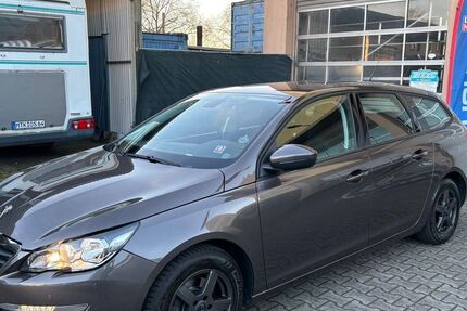 Peugeot 308 110.000 km 7.400 € Frankfurt am Main 65933