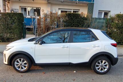 Kia Stonic 23.000 km 14.900 &euro; Langen 63225