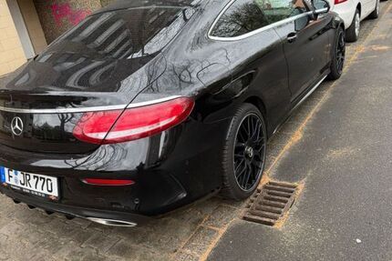 Mercedes-Benz C 250 226.000 km 15.500 &euro; Frankfurt 60599