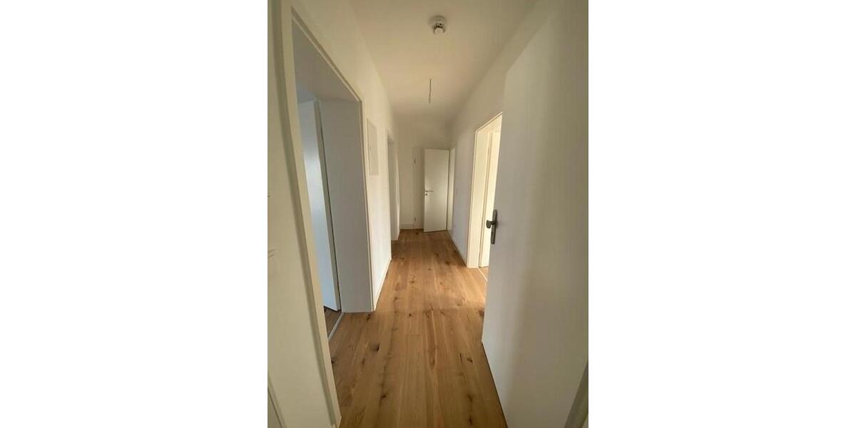 Etagenwohnung Offenbach am Main Hafen - 2 Zimmer, 55 m&sup2;, 1.300&euro; | Angebot:25309217