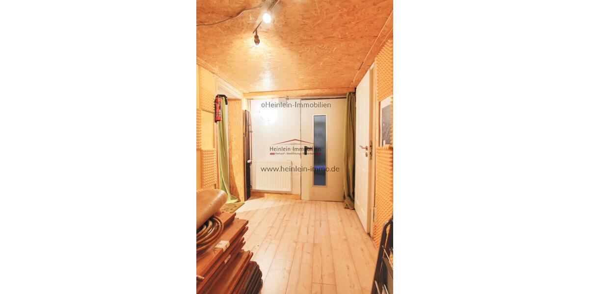 Einfamilienhaus# Stellplatz# Sauna# Winterg# Kaminofen# Hzg. aus 2016 & Solar# Griesheim Hofmannstr. - Einfamilienhaus Griesheim | Angebot:27013557
