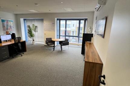 *Dietzenbach* zentral gelegenes helles Büro mit mehreren Räumen zimmer