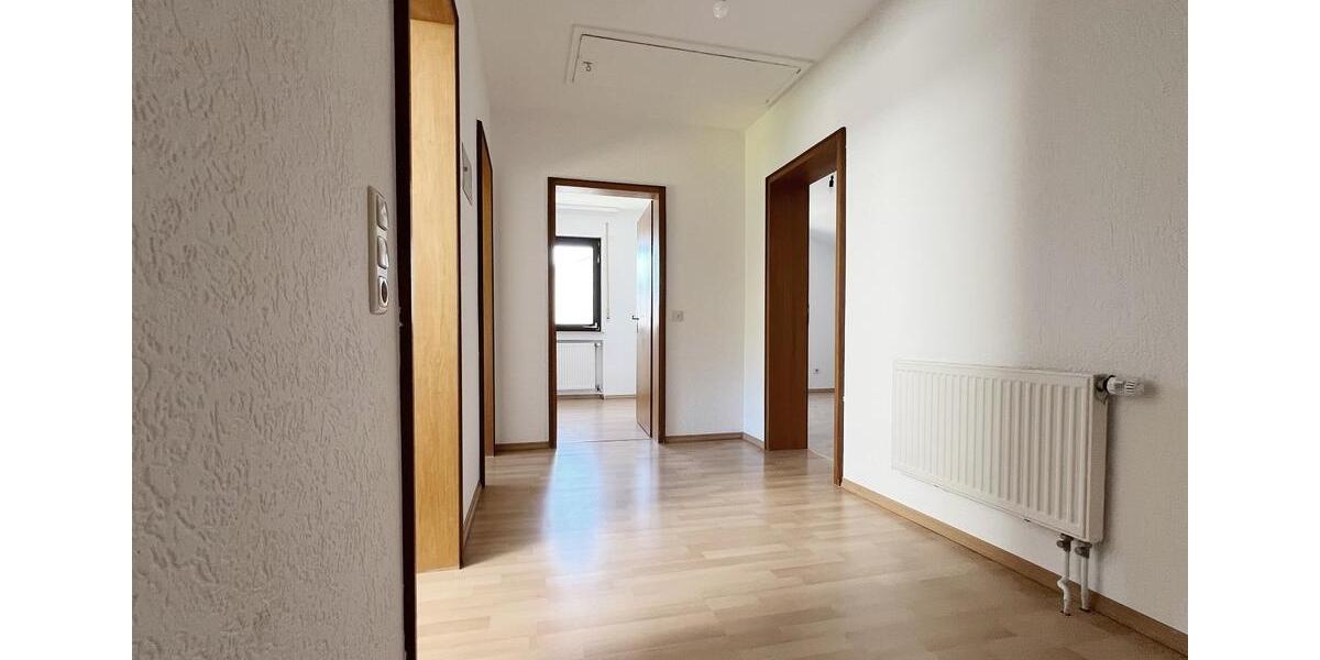 Einfamilienhaus Babenhausen - 7 Zimmer, 210 m&sup2;, 595.000&euro; | Angebot:27132321
