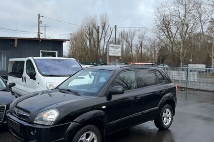 Hyundai TUCSON 170.000 km 4.444 &euro; Frankfurt am Main 60486