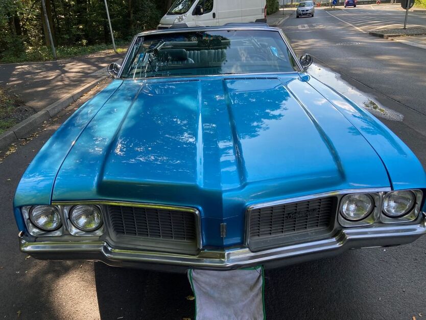 Oldsmobile Cutlass 999.999 km 19.800 € Offenbach am Main 63069