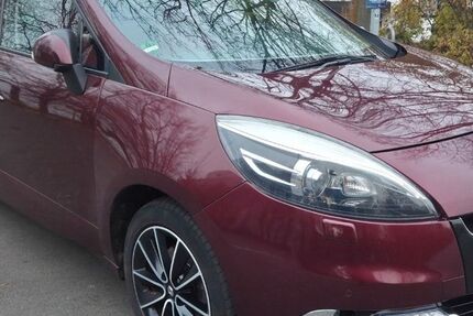 Renault Scenic 121.000 km 7.400 &euro; Frankfurt am Main 60437