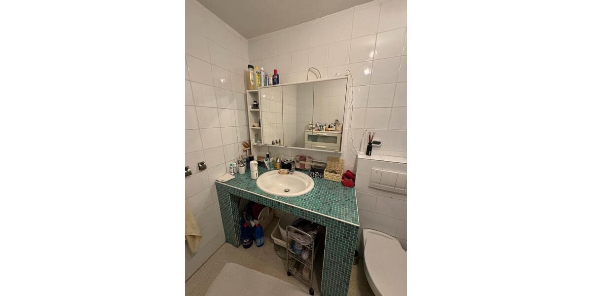 Etagenwohnung Dreieich - 3 Zimmer, 81 m&sup2;, 1.100&euro; | Angebot:26407540
