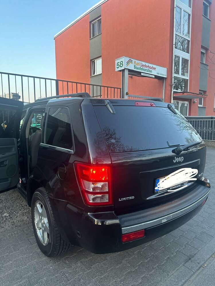 Grand Cherokee