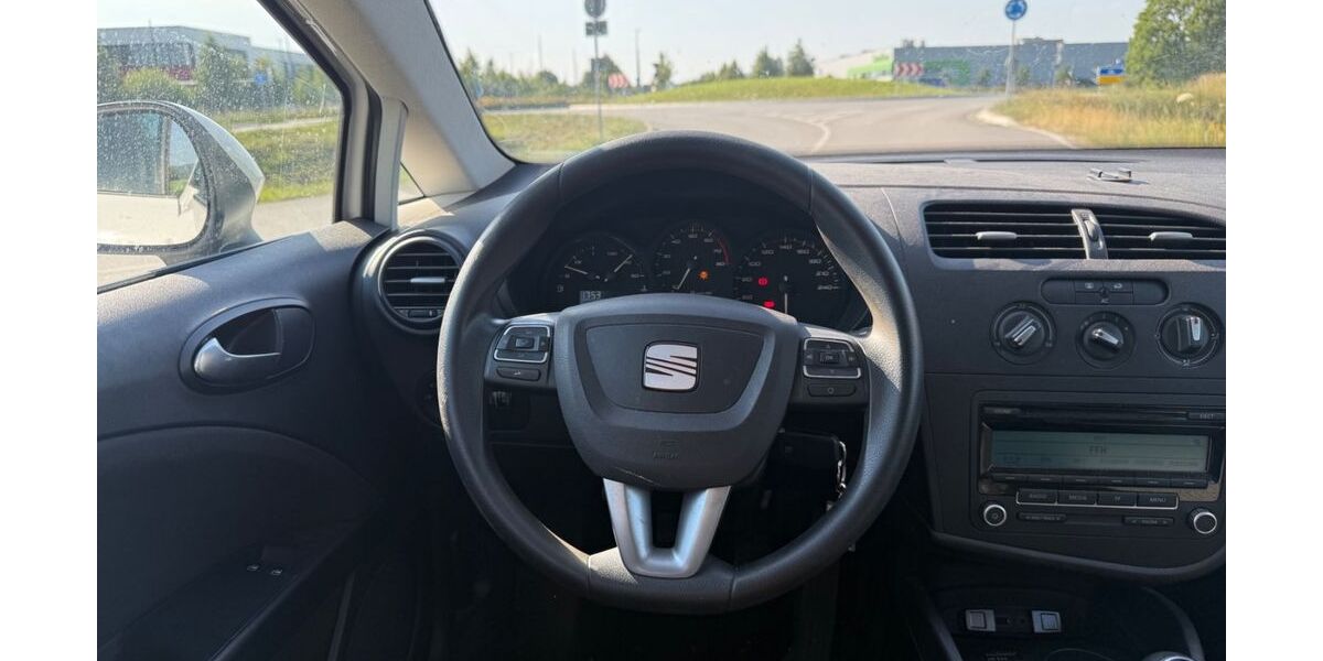 Seat Leon 200.156 km 2.000 &euro; Lautertal Schannenbach 64686