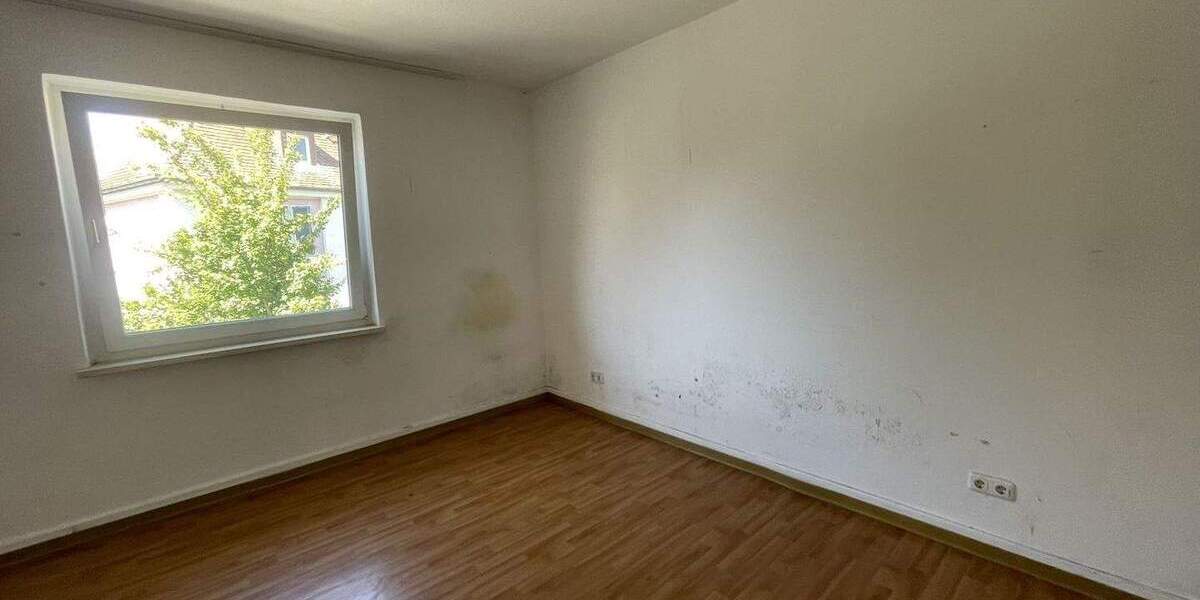 Historisches Mehrfamilienhaus mit großem Potenzial - Im Bieterverfahren 1 zimmer