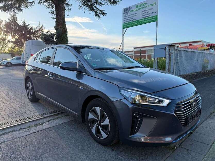 IONIQ