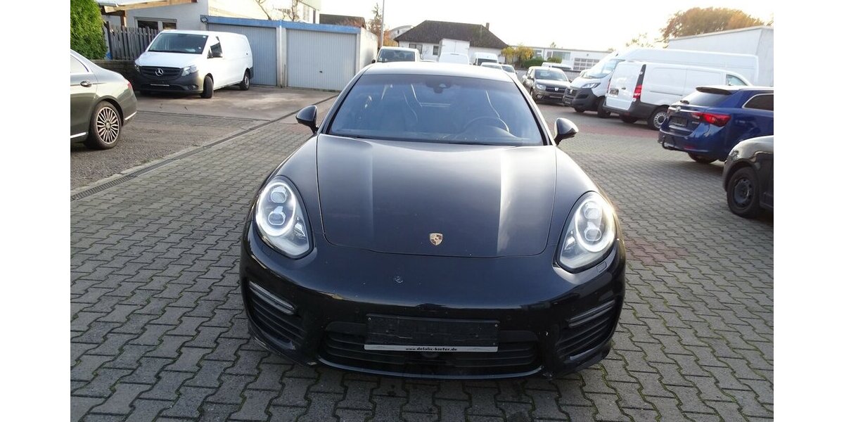 Porsche Panamera 4 GTS Bi-Xenon, Klappe, Luft, PDK, Chrono 184.608 km 27.890 &euro; Rodgau 63110