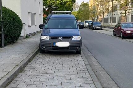 VW Caddy 195.555 km 3.300 &euro; Frankfurt am Main 65929