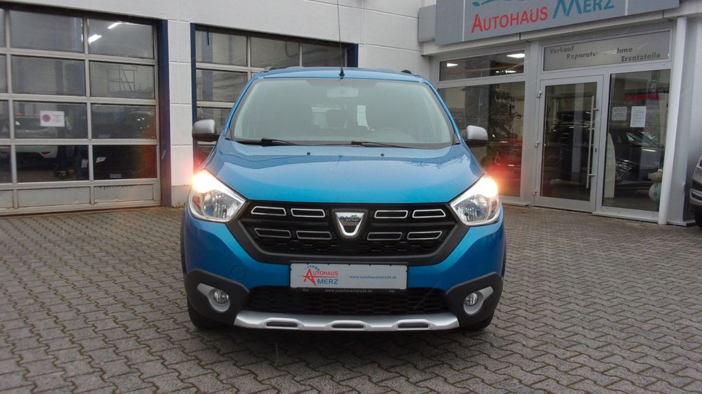 Dacia Lodgy 79.248 km 12.250 &euro; Mühltal 64367
