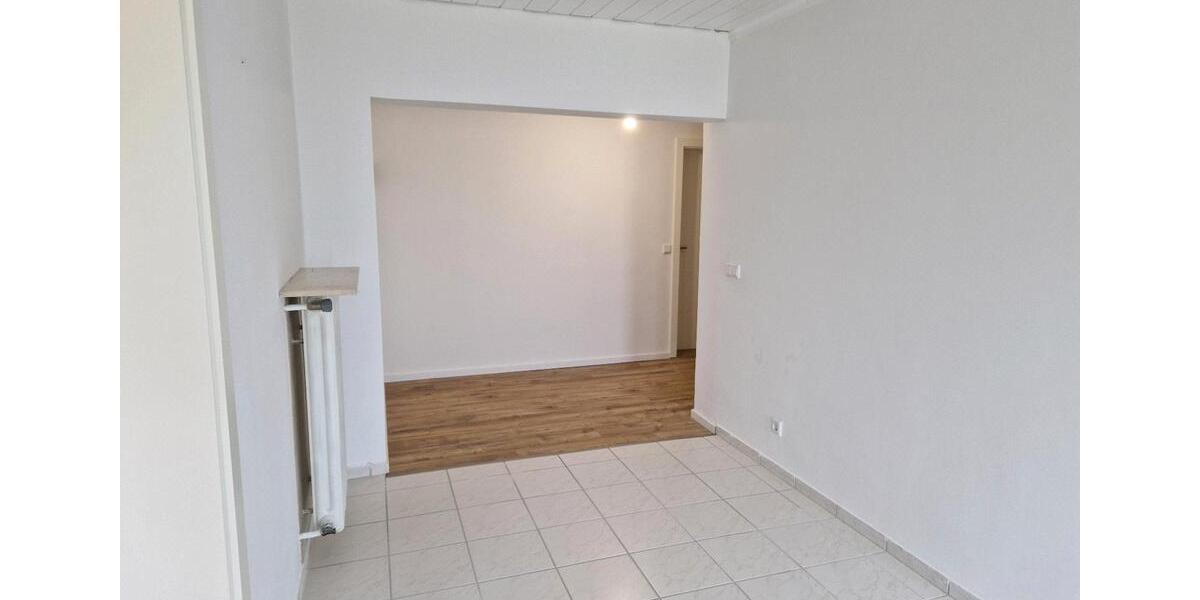 Erdgeschoßwohnung Fürth - 4 Zimmer, 107 m&sup2;, 1.400&euro; | Angebot:24841881