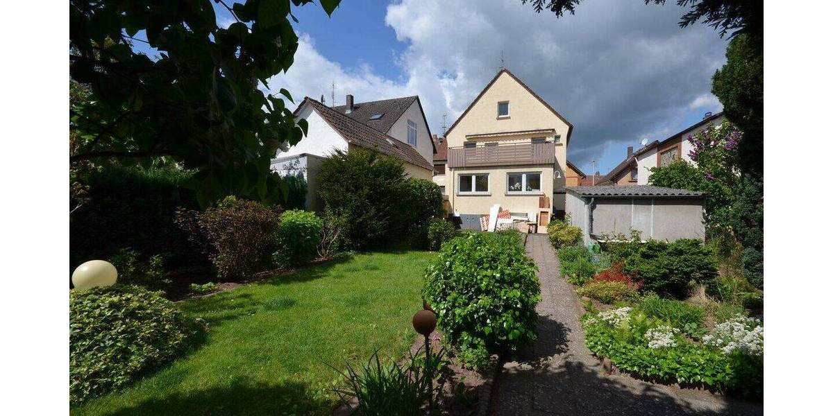 Mehrfamilienhaus, Wohnhaus Rödermark Urberach - 8 Zimmer, 171 m&sup2;, 1.600&euro; | Angebot:26376907