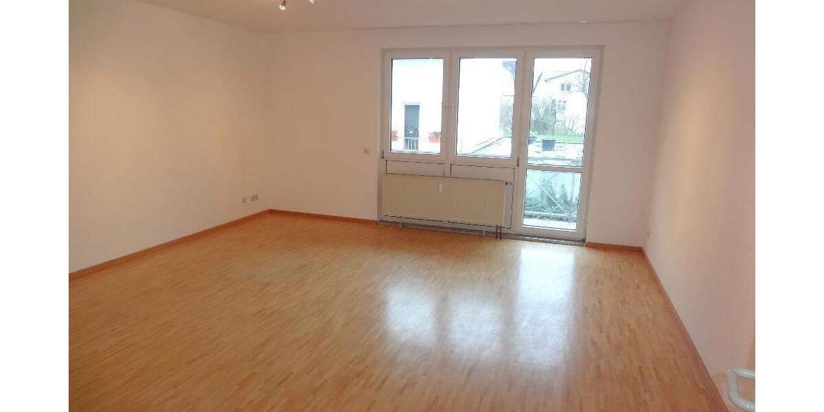 2 ZKBB* KFZ-Stell* max. 1 Pers* kl. EBK* Wannenbad* Parketboden* S-W BalkonLoggia* DA-Bessungerstr. - Etagenwohnung Darmstadt / Bessungen Bessungen | Angebot:27092927
