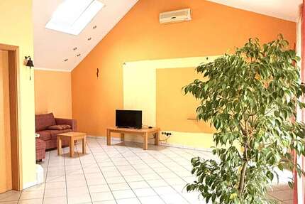 Haus zum Kaufen in Raunheim 747.000 € 292 m² 7 zimmer