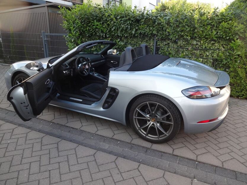 Porsche Boxster 15.000 km 56.500 € Weiterstadt 64331