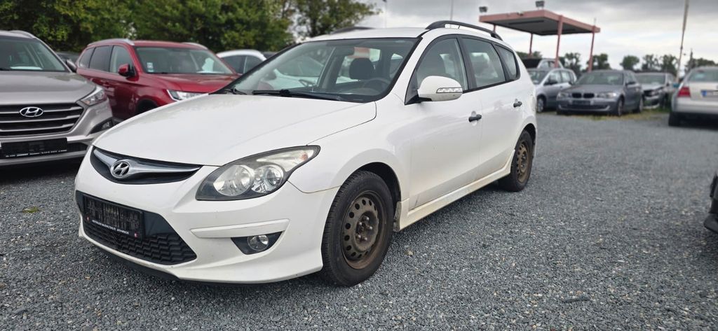 Hyundai i30 130.000 km 1.999 € Groß Gerau 64521