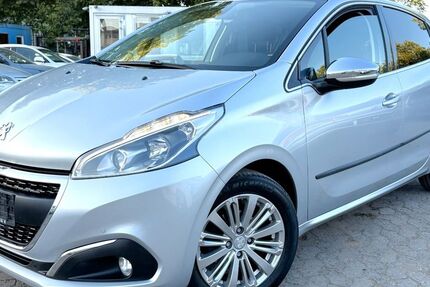 Peugeot 208 93.000 km 8.950 &euro; Frankfurt am Main 65933