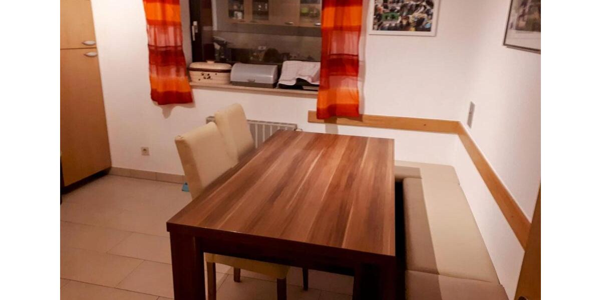 Etagenwohnung Riedstadt - 3 Zimmer, 84 m&sup2;, 750&euro; | Angebot:25351552