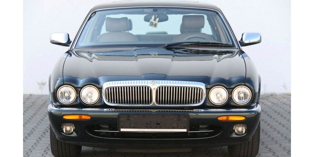 Jaguar Daimler 98.500 km 44.999 &euro; Heppenheim (Bergstraße) 64646
