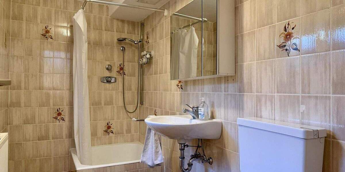 Mehrfamilienhaus, Wohnhaus Heusenstamm - 8 Zimmer, 226 m&sup2;, 899.000&euro; | Angebot:25401713