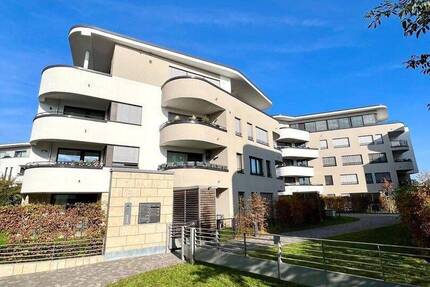 Luxuriöse 3-Zi-Whng. im 1. OG mit Balkon in FFM-Riedberg, mit Möbel-Übernahme, ohne Makler! 3 zimmer