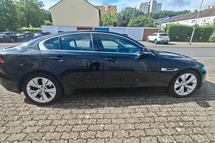 Jaguar XE 80.000 km 20.400 &euro; Neu Isenburg 63263